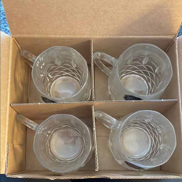 1986 Vintage, Yugoslavia, 24% Lead Crystal Liqueur Mug Set - Picture 8 of 9